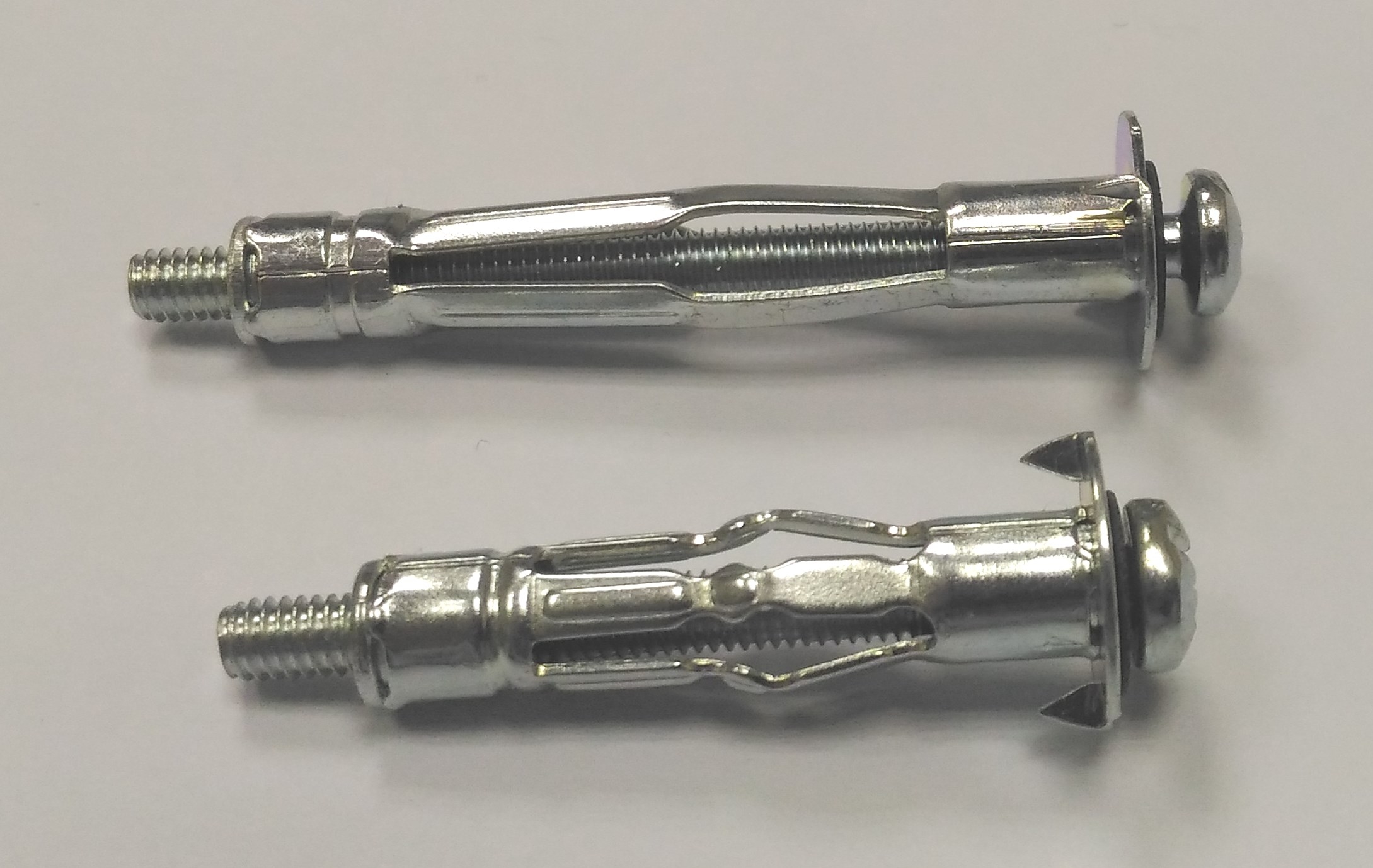 HOLLOW WALL ANCHOR HWA4XS